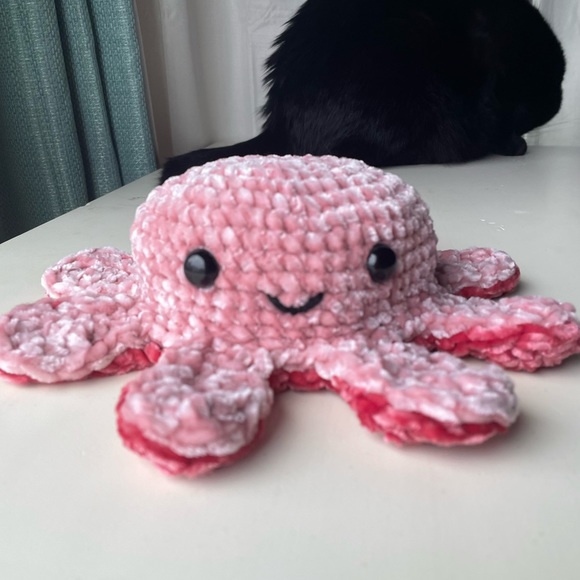 Crochet Reversible Octopus - Picture 4 of 4